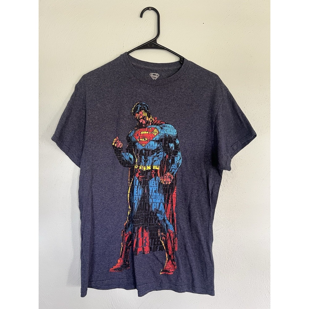 Superman Man Of Steel Graphic Tshirt DC Comics Superhero Comicon Sz M